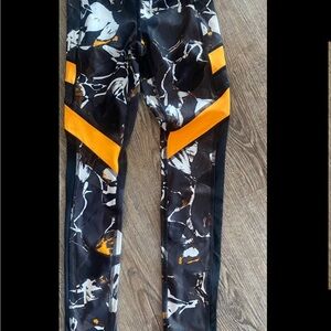 New Balance print pocket Dry Leggings XS